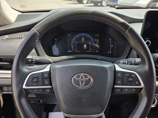 Used 2024 Black Toyota XLE image 27