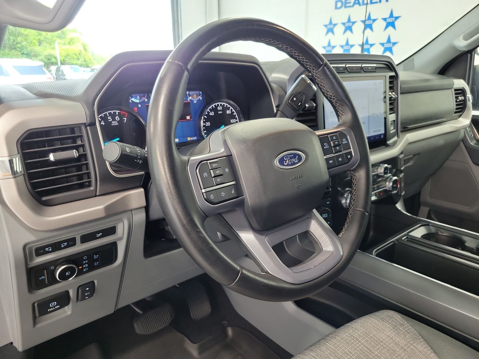 Used 2023 Black Ford XLT image 10