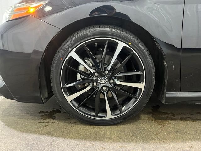 Certified Used 2018 Black Toyota XSE V6 image 23