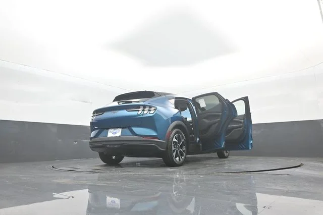 New 2026 Blue Ford Select image 44