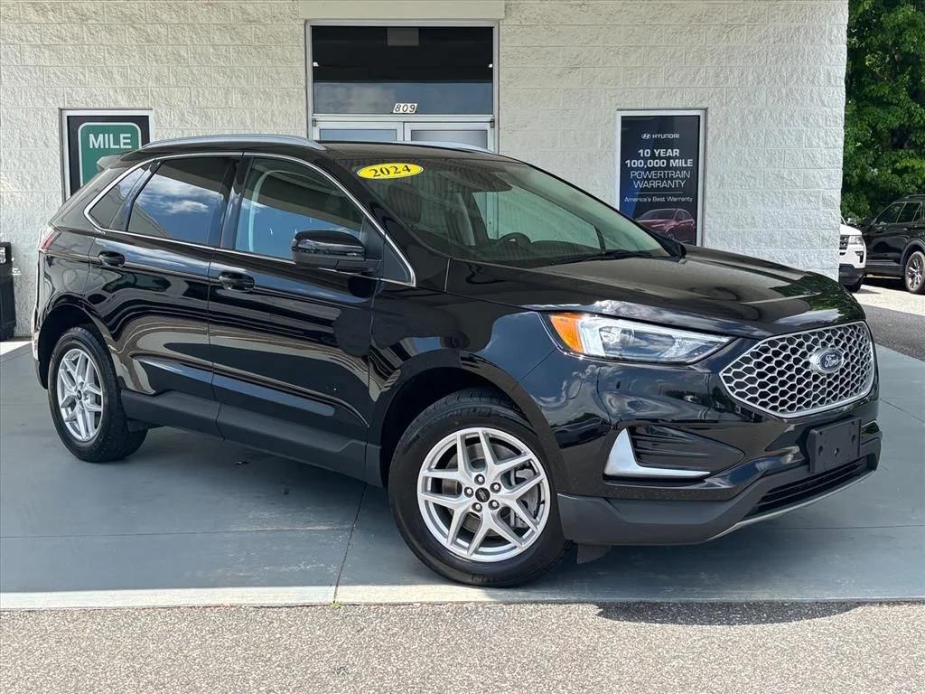 2024 Ford Edge SEL AWD's photo