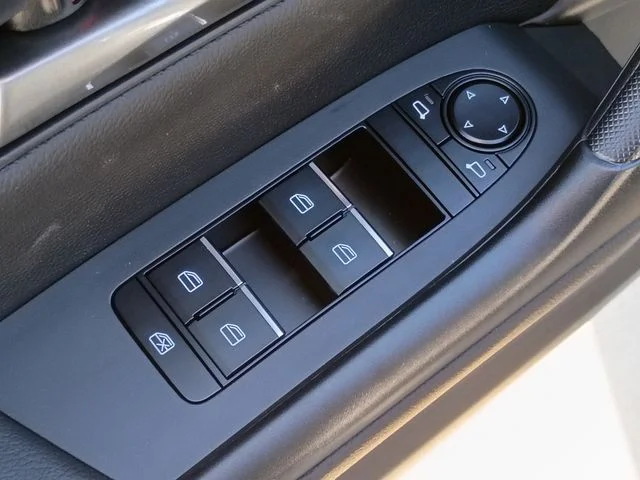 2026 Mazda CX-50 Premium - Photo 27