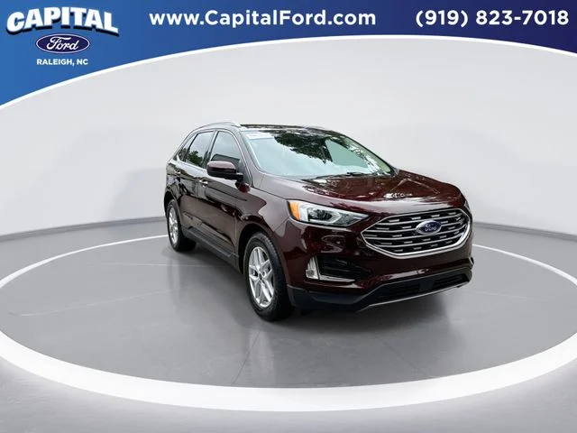 Used 2021 Red Ford SEL image 2