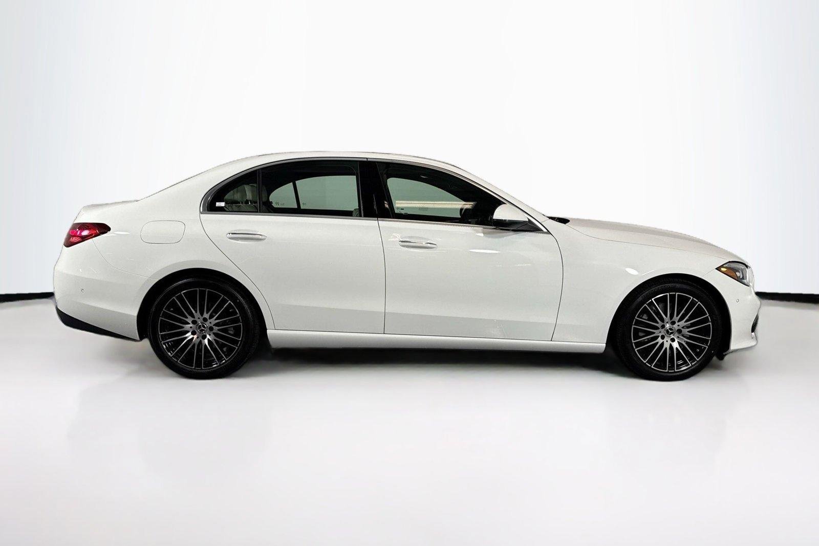 New 2026 Polar White Mercedes-Benz C 300 image 4
