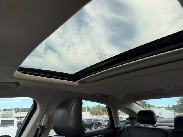 Used 2016 White Ford SE image 24