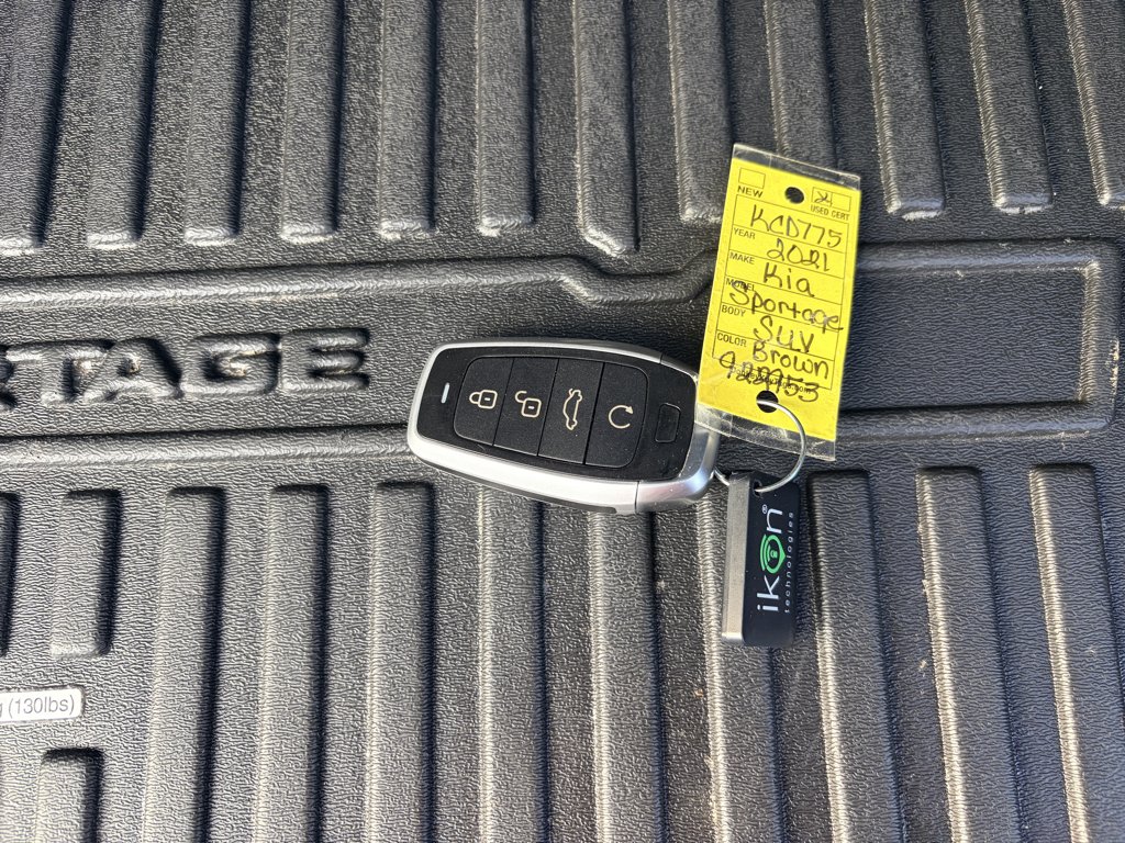 Used 2021 Burnished Copper Kia SX Turbo image 17