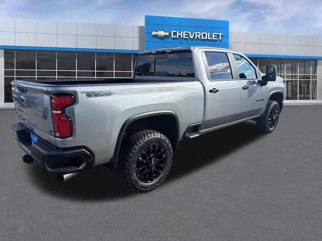 New 2026 Gray Chevrolet LT image 5