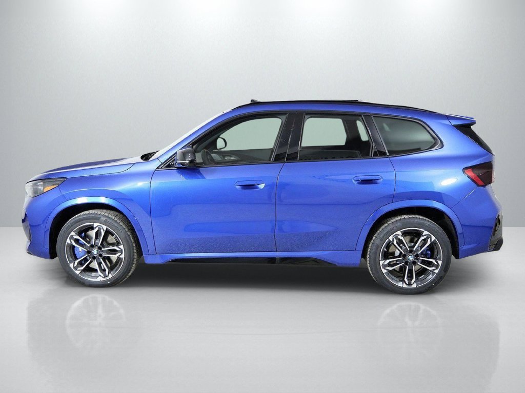 Used 2026 Portimao Blue Metallic BMW M35i image 16