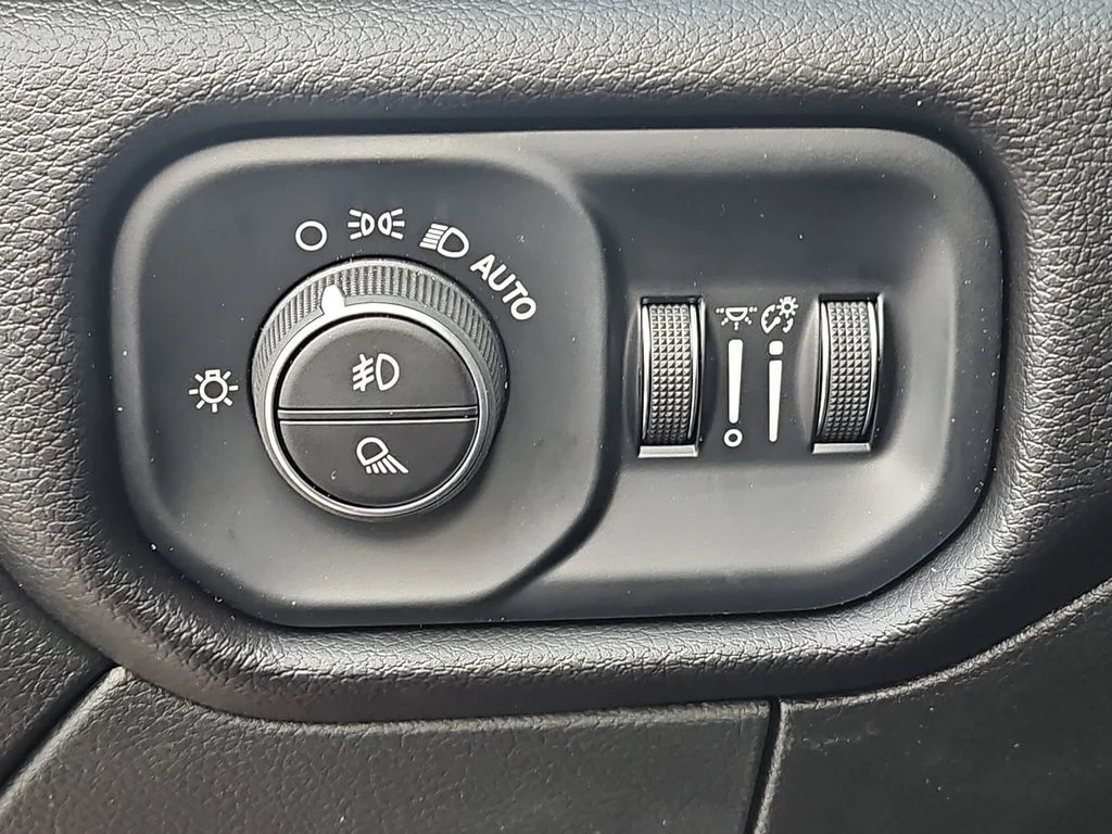 2026 RAM 2500 Laramie - Photo 35