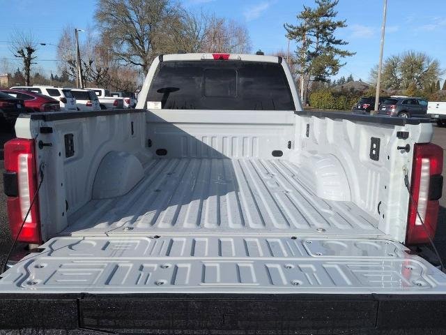 New 2026 Avalanche Ford F-250® XLT image 25