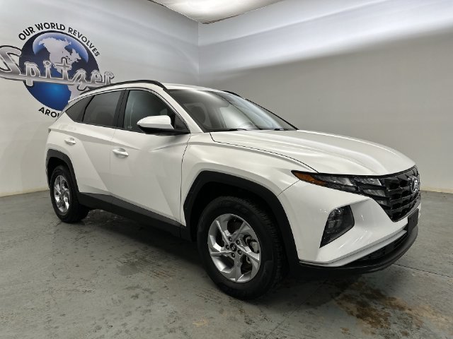 Used 2024 White Hyundai SEL image 14