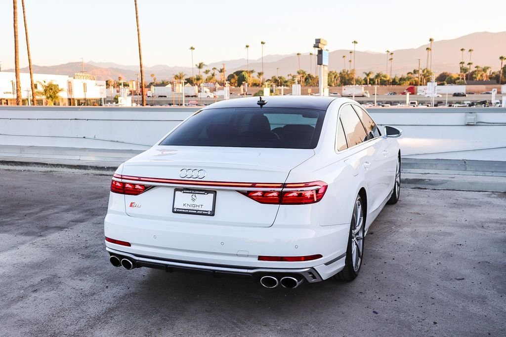 Used 2022 Glacier White Metallic Audi 4.0T image 9