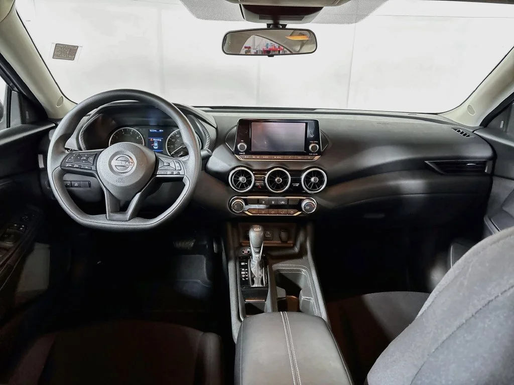 Used 2025 Gray Nissan S image 12