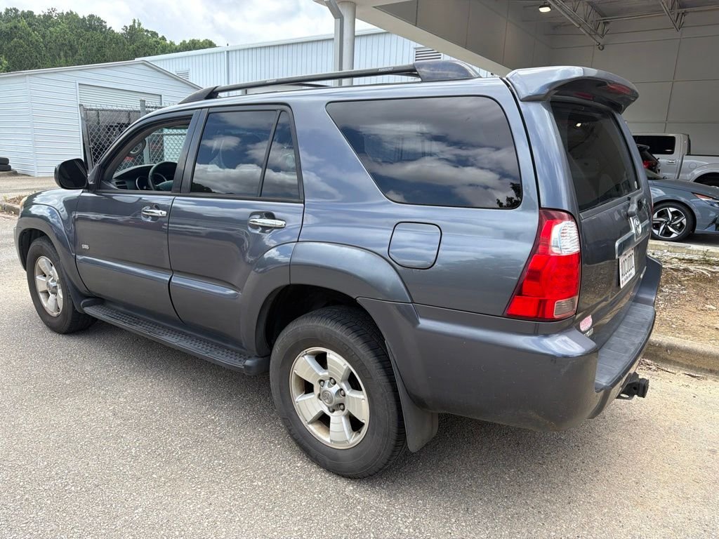 Used 2006 Gray Toyota SR5 image 2