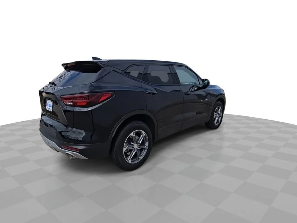 2025 Chevrolet Blazer 2LT - Photo 8