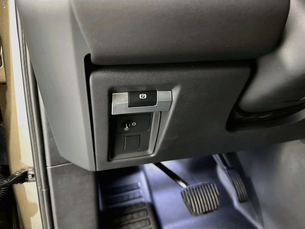 New 2026 Gondwana Stone Land Rover X-Dynamic SE image 10