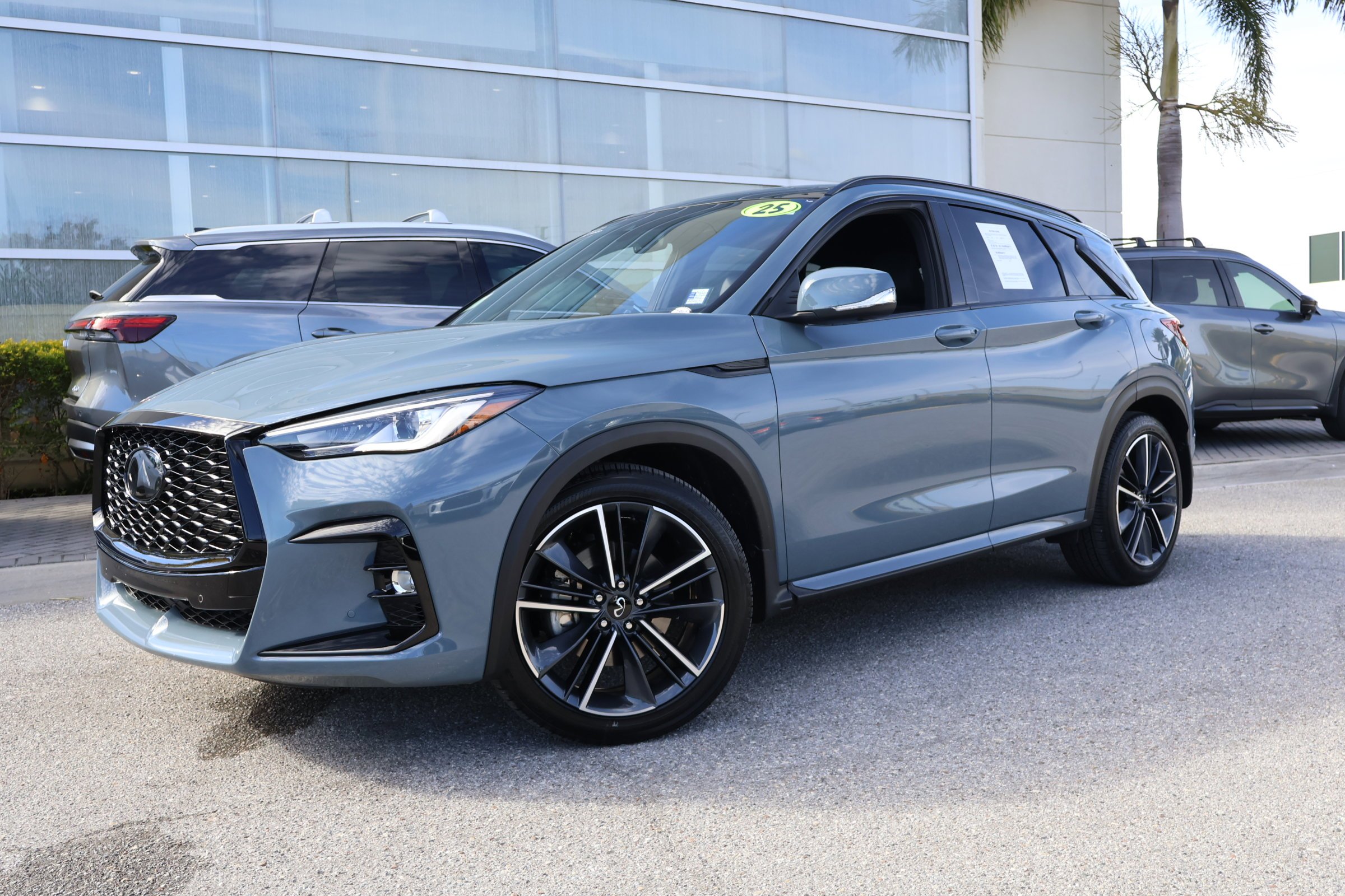 2025 INFINITI QX50