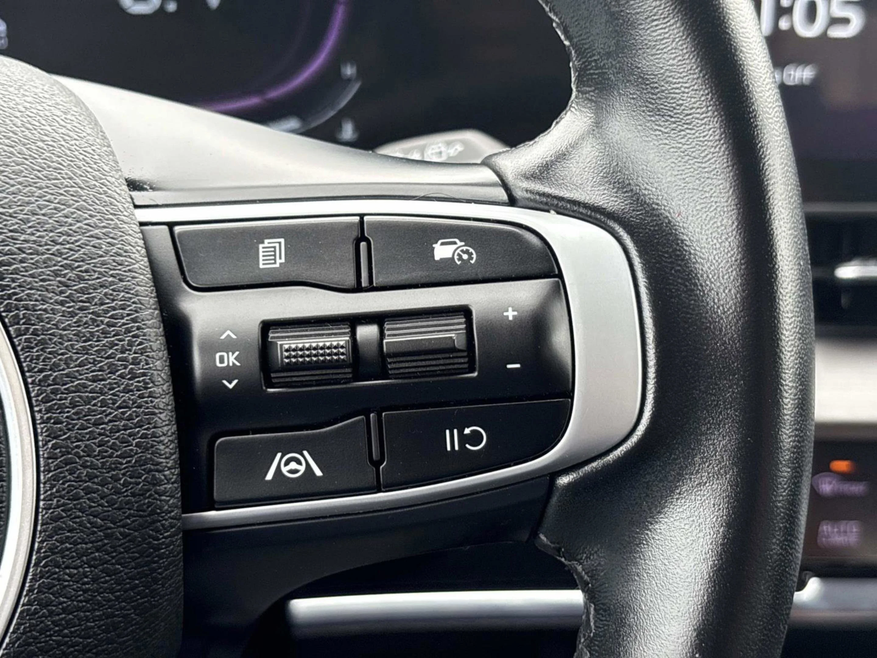 2023 Kia Sportage EX - Photo 28