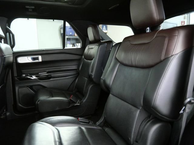 Used 2021 Gray Ford Platinum image 15
