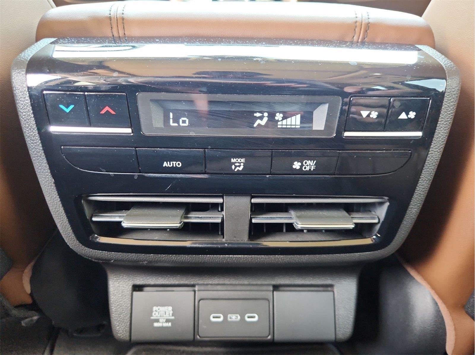 2025 Acura MDX photo 22 of 35