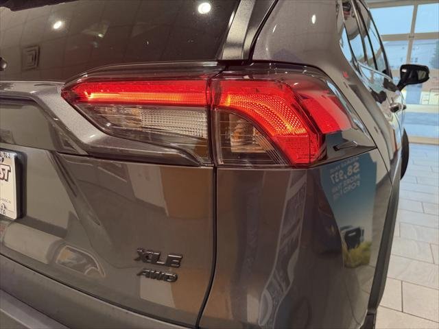 Certified Used 2024 MAGNETIC GRAY MET. Toyota  image 42