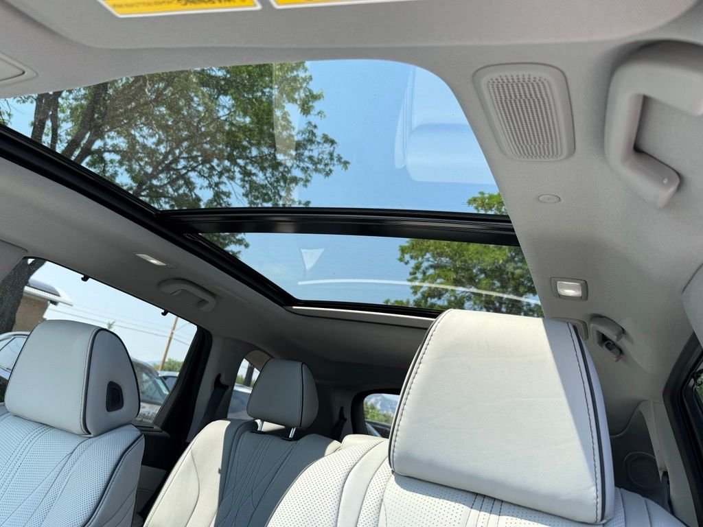 New 2026 Solar Silver Metallic Acura Advance Package image 25