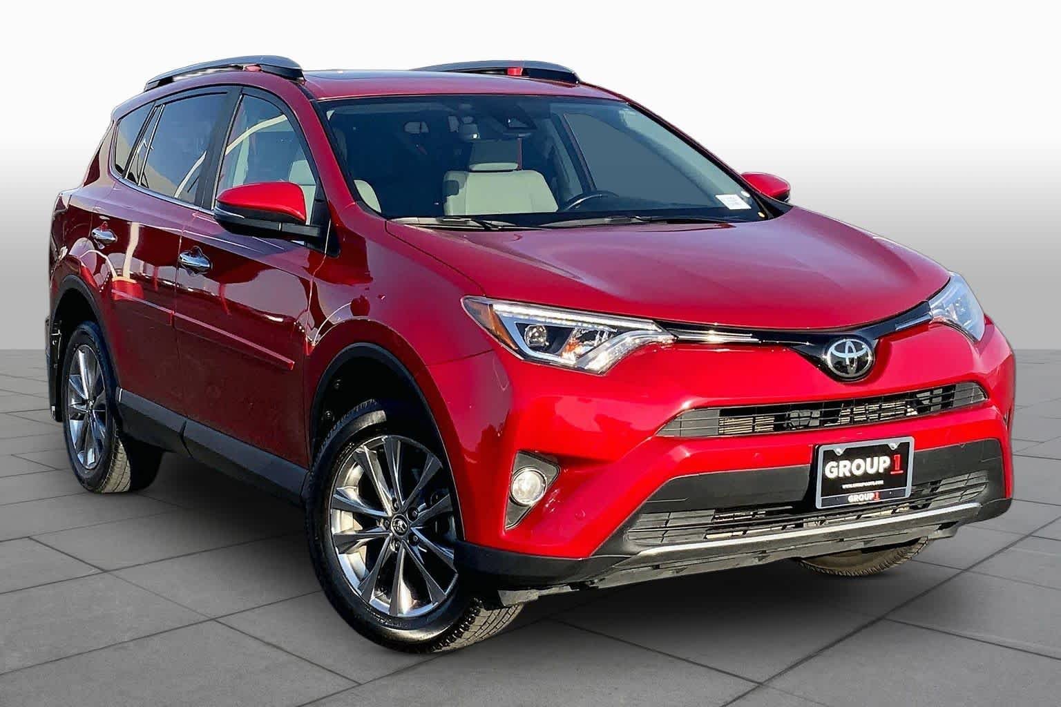 Used 2017 Barcelona Red Metallic Toyota Limited image 3