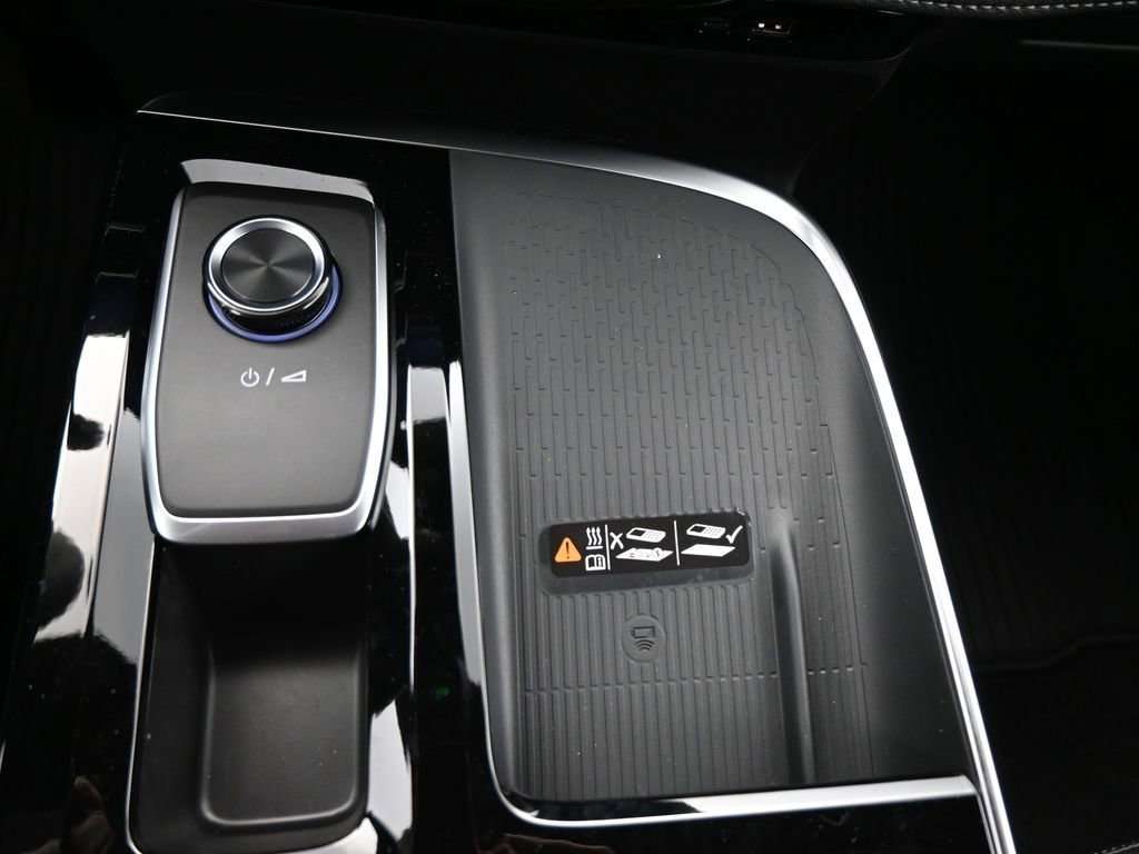 New 2026 Ebony Twilight Metallic Buick Preferred image 16