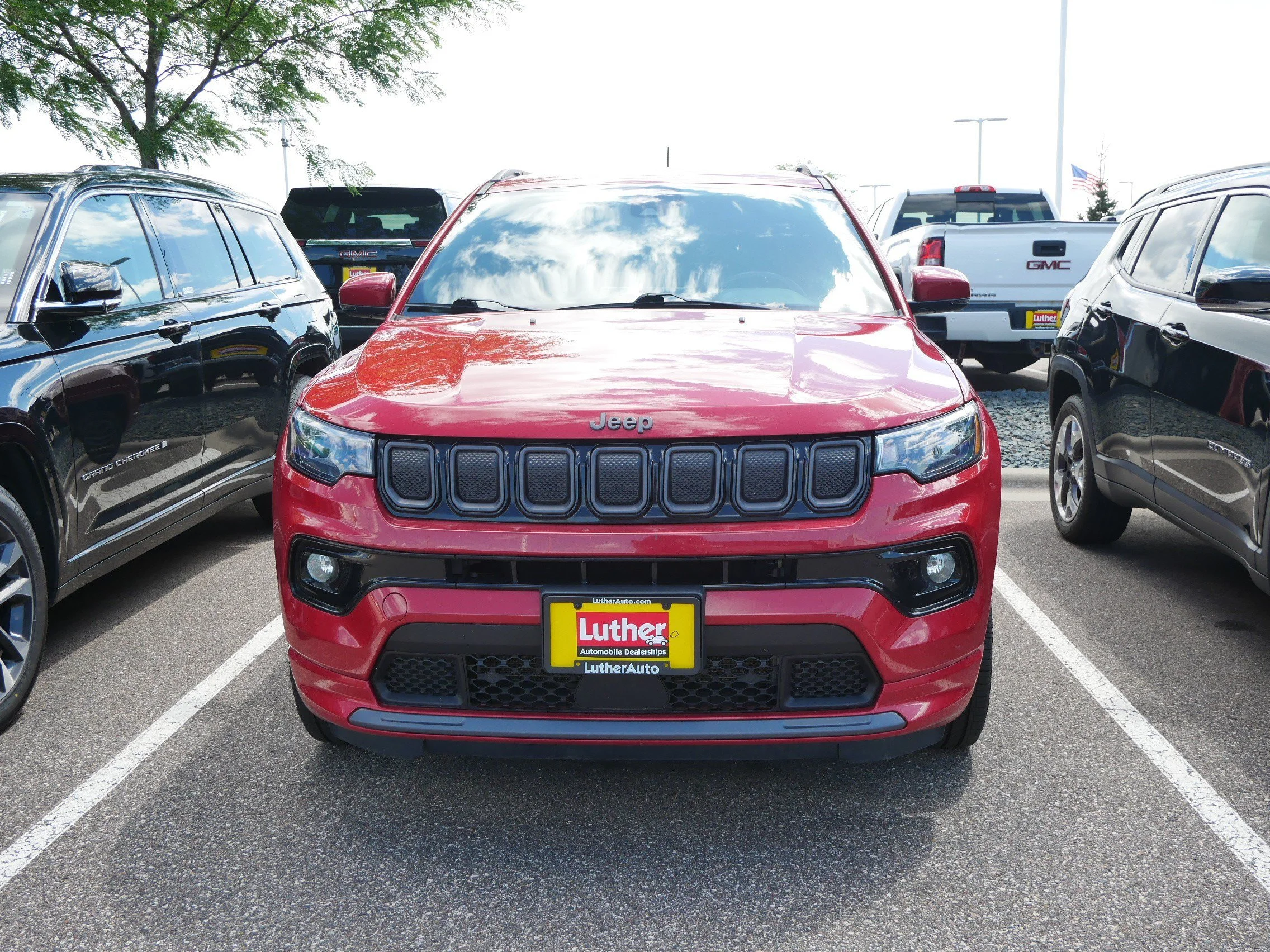 Used 2022 Jeep Compass (RED) Edition with VIN 3C4NJDCB3NT144515 for sale in Brooklyn Center, Minnesota