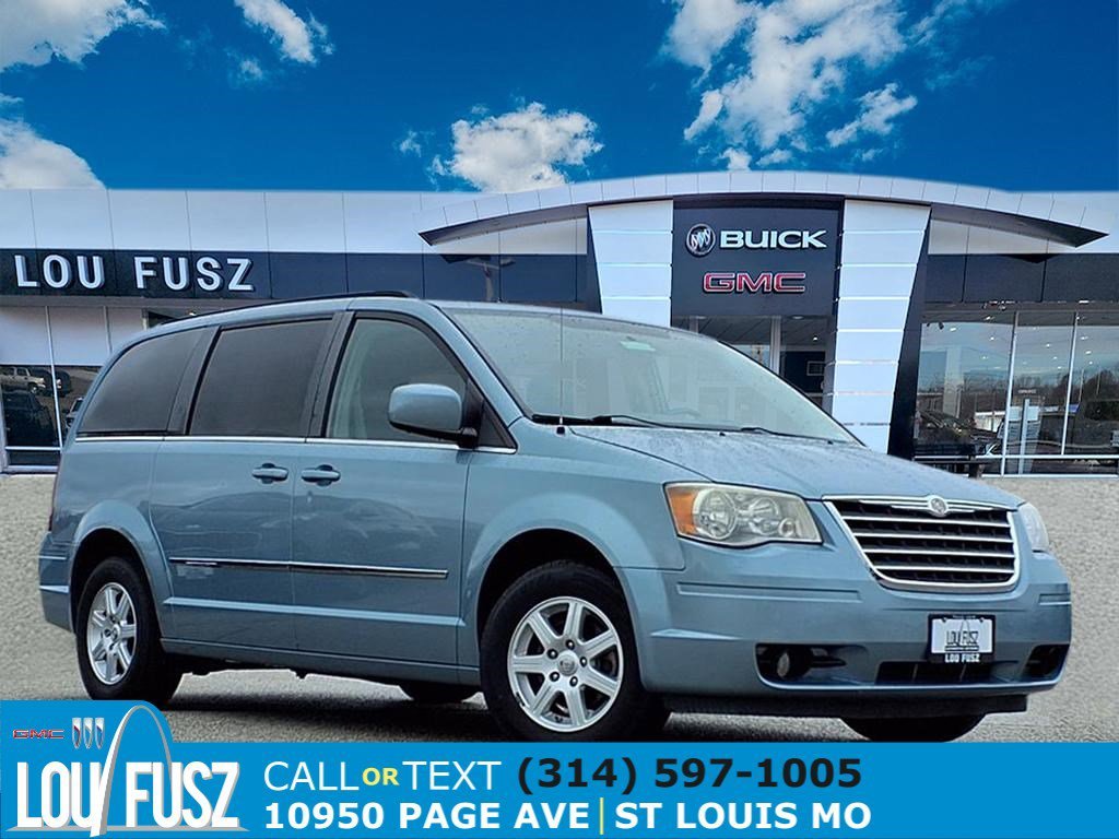 2010 Chrysler Town & Country Touring
