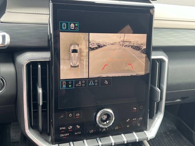 New 2026 Sterling Metallic GMC Elevation image 24