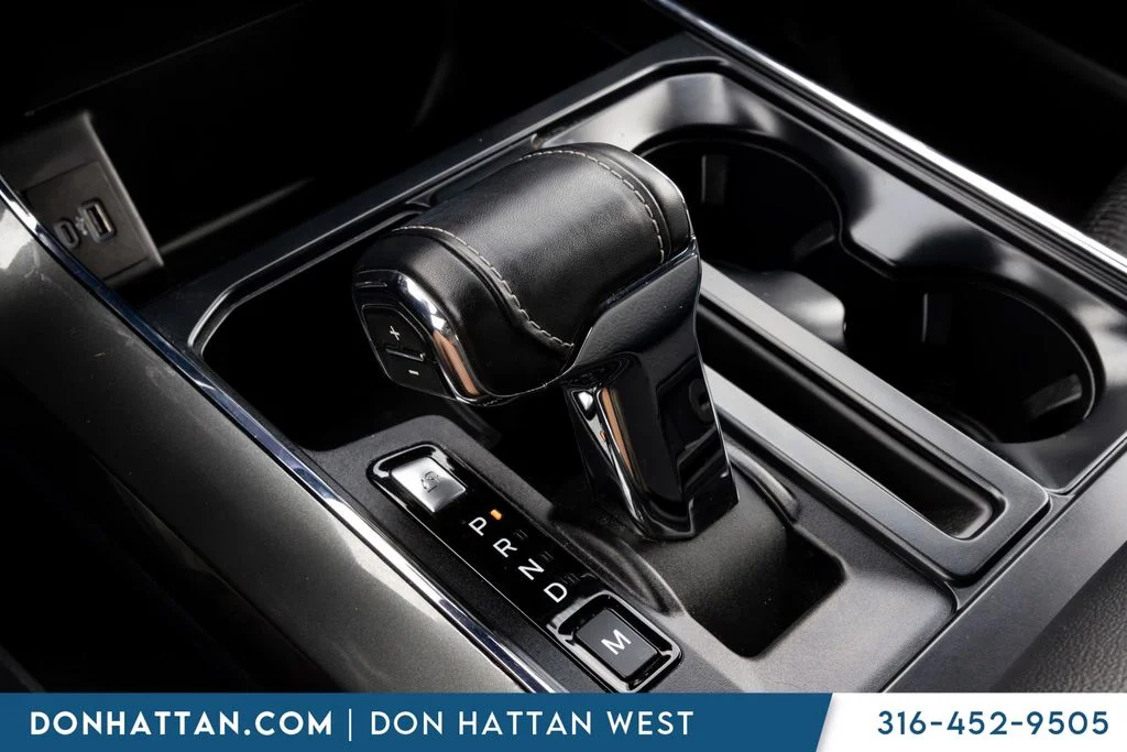 Used 2023 Silver Ford XLT image 13