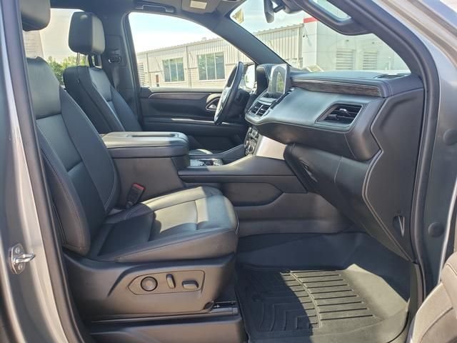 Used 2022 Gray Chevrolet LT image 17