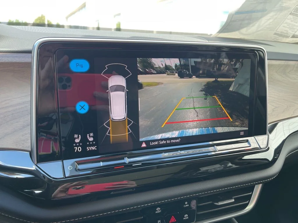 2026 Volkswagen Atlas SE w/Tech - Photo 8
