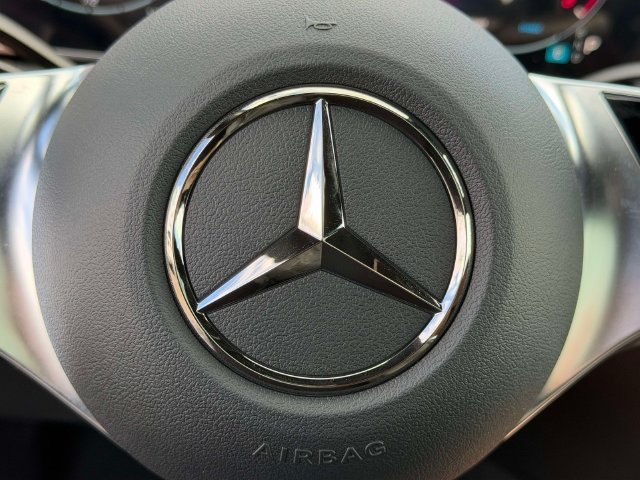 New 2027 Graphite Grey Metallic Mercedes-Benz CLE 300 image 18