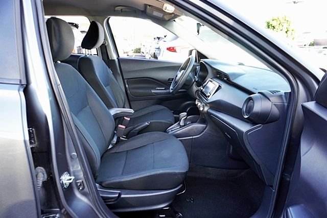 Used 2024 Gray Nissan S image 10