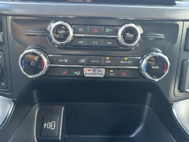 New 2026 Oxford White Ford XLT image 25
