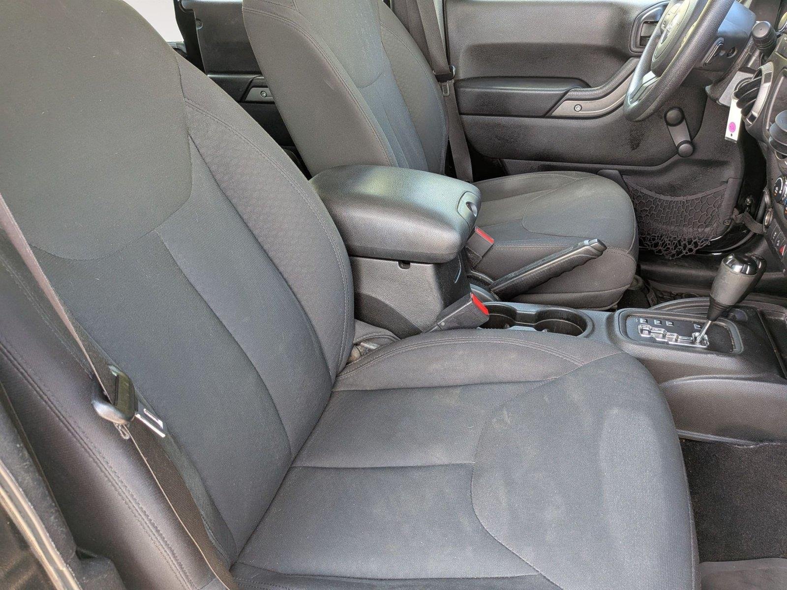 Used 2016 Black Clearcoat Jeep Sport image 30