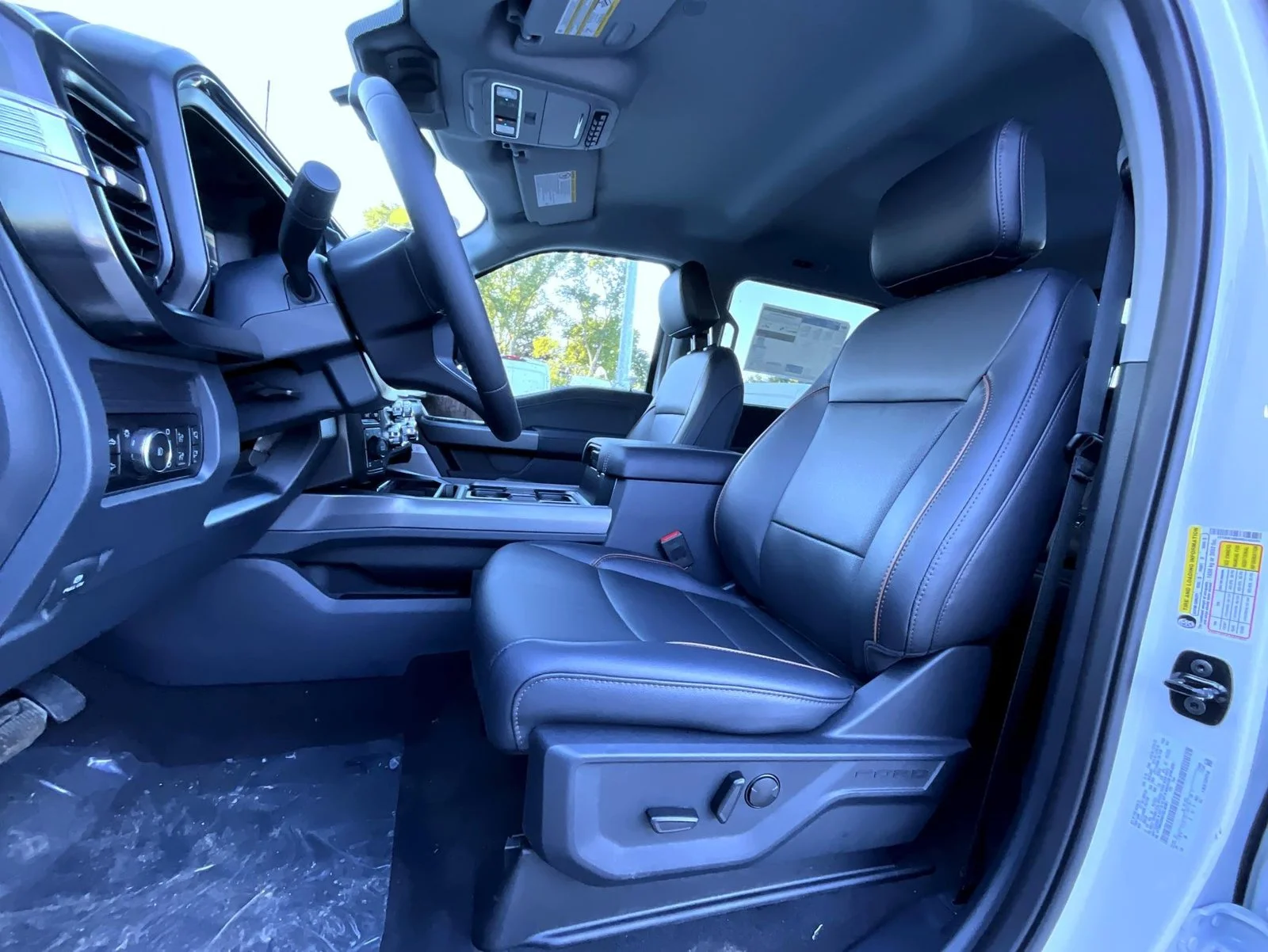 New 2027 White Ford Lariat image 12