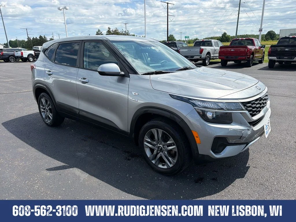 Used 2021 Gray Kia LX image 7