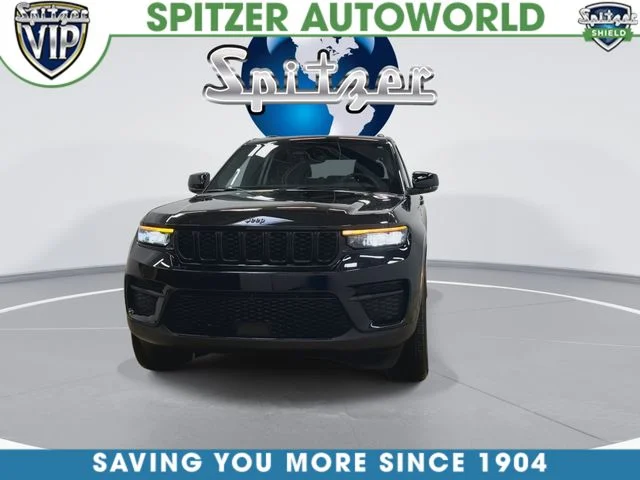 Used 2024 Black Jeep Altitude image 7