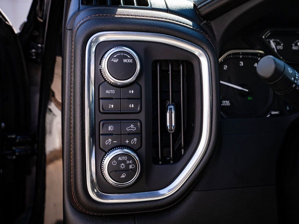 Used 2023 Ebony Twilight Metallic GMC AT4 image 39