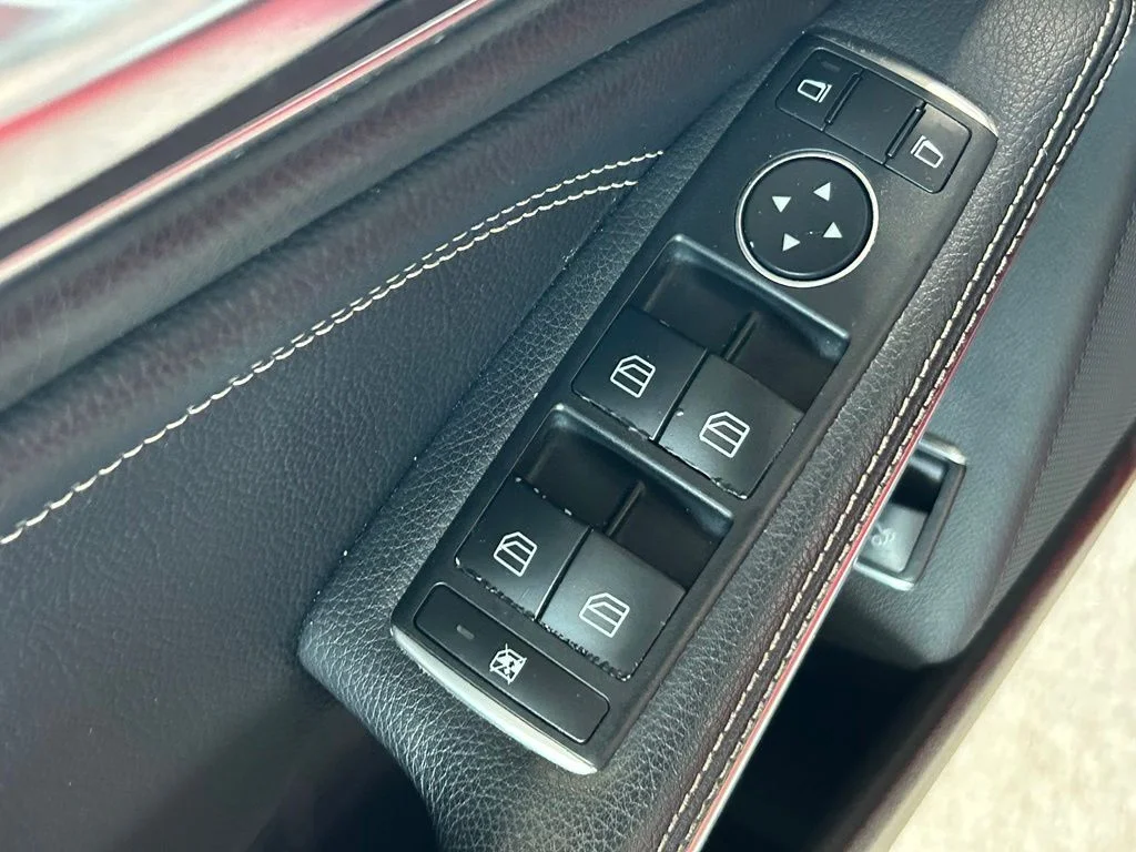 Used 2019 Red Mercedes-Benz CLA 250 image 17