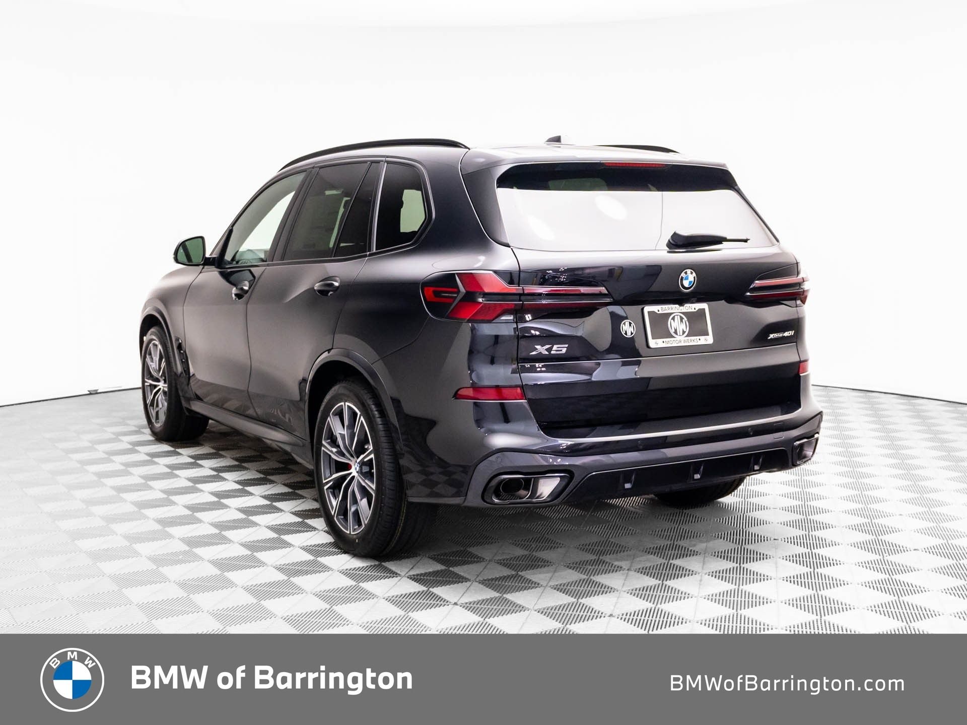 New 2026 Black Sapphire Metallic BMW xDrive40i image 3