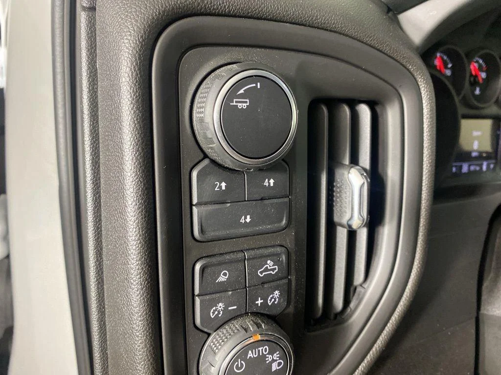 Used 2025 Summit White Chevrolet Work Truck image 14