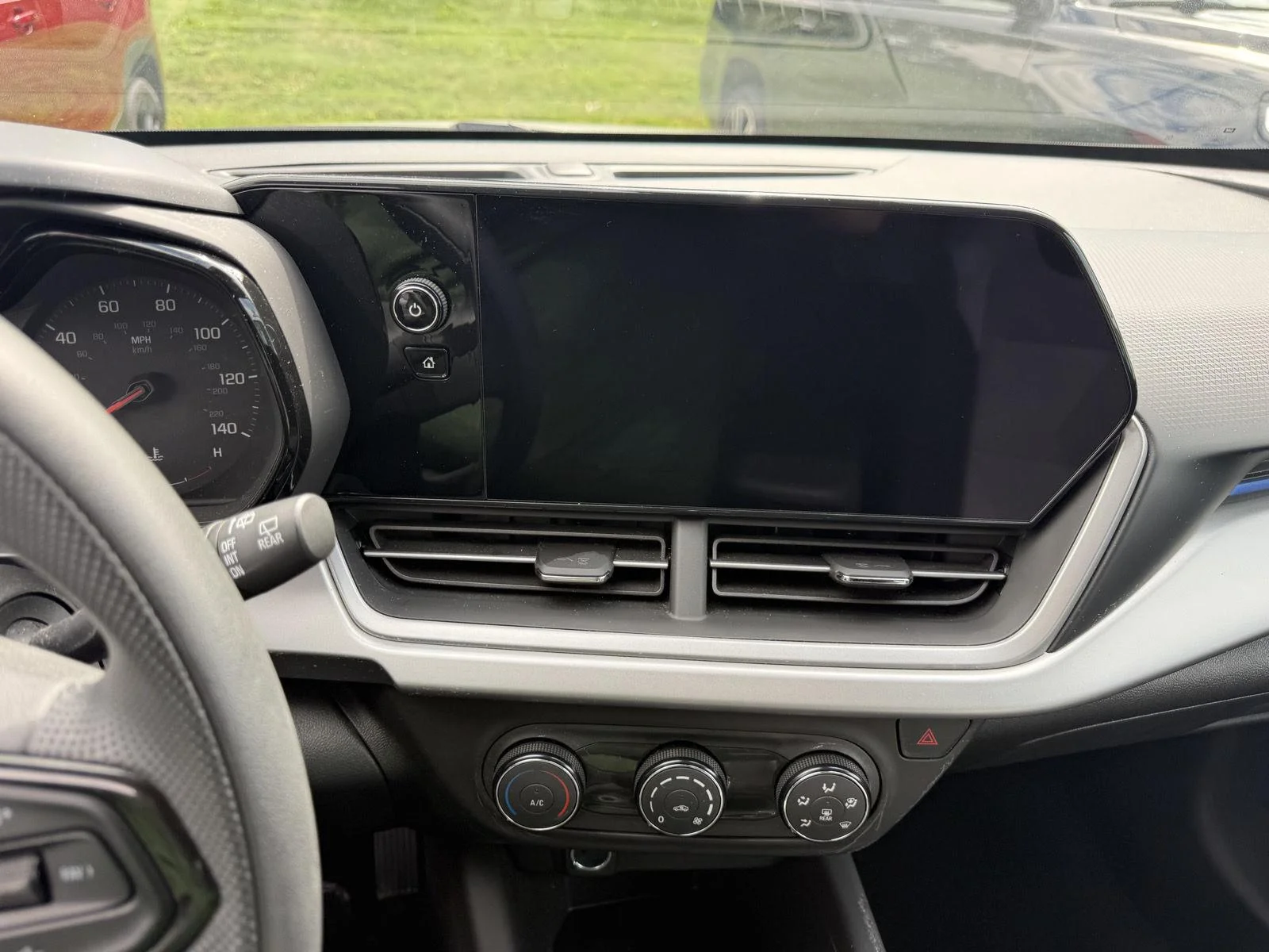 Used 2024 Summit White Chevrolet LS image 8