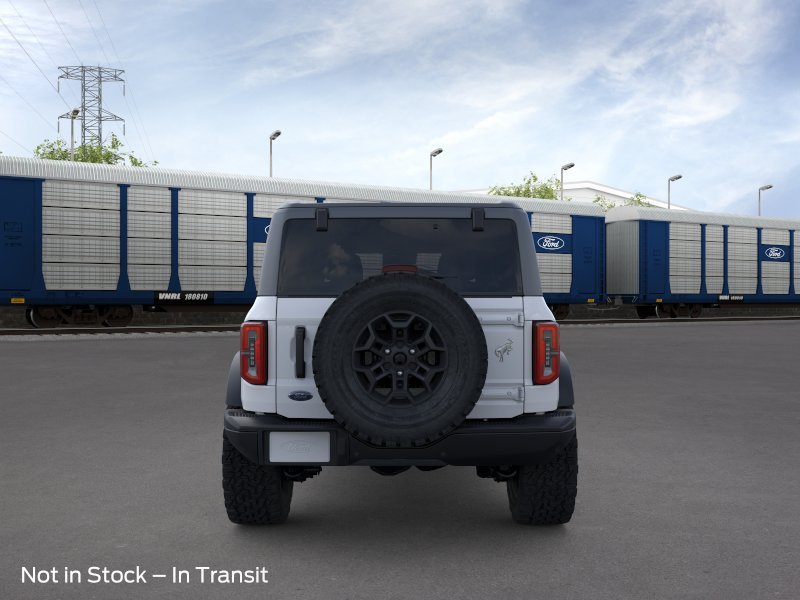 New 2026 Oxford White Ford Badlands® image 5