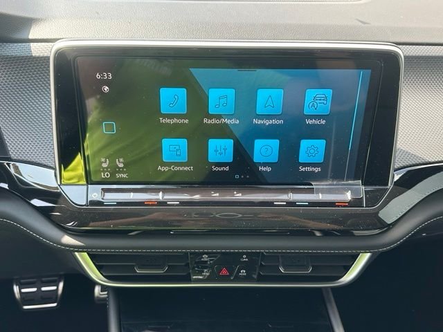 New 2026 Mountain  Lake Blue Metallic Volkswagen 2.0T SEL Premium R-Line image 32