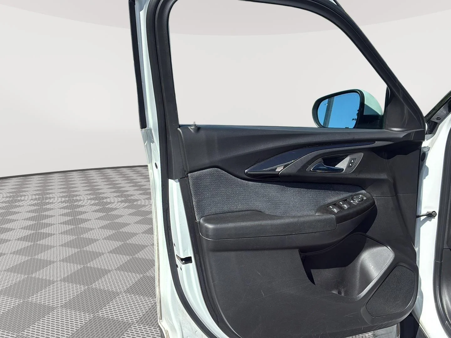 Used 2022 Summit White Chevrolet LT image 23
