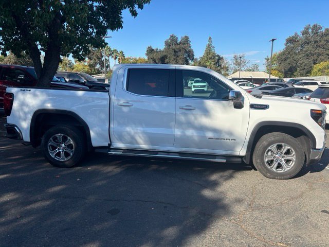 Used 2024 White GMC SLE image 6